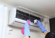 Đơn vị vệ sinh máy lạnh trọn gói – Sạch sâu, giá tốt, phục vụ tận nơi