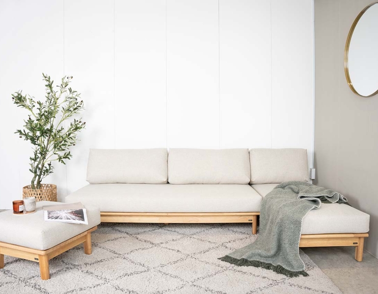 Cách vệ sinh sofa tại nhà nhanh chóng 